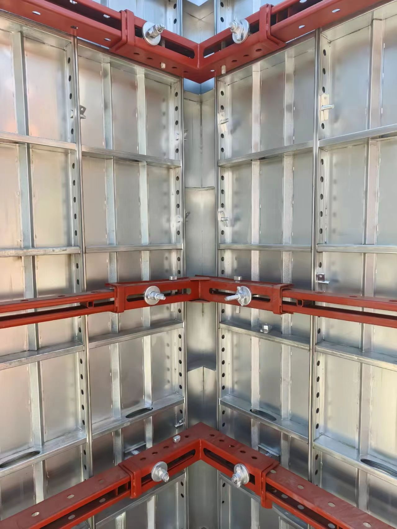 High-Quality Steel Formwork Construction Materials For Columns Walls And Beams
