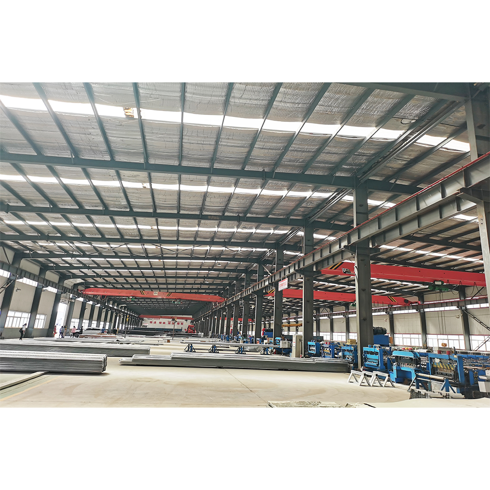 Smart Heavy Duty Steel Space Frame 45x75ft Logistics Distribution Anti-Leak Welding &amp; Cutting Steel Structure Warehouse