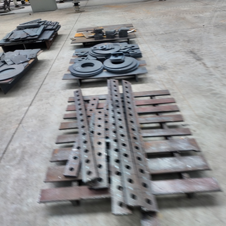 Steel Structure Workshop Components C Purlin Welded H Beam Support System Bolts Nuts Cost Effective