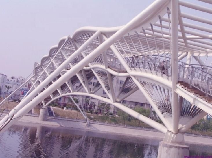 Yunjoin Light Weight Prefabricated Steel Structure Buildings Steel Pipe Truss Structure