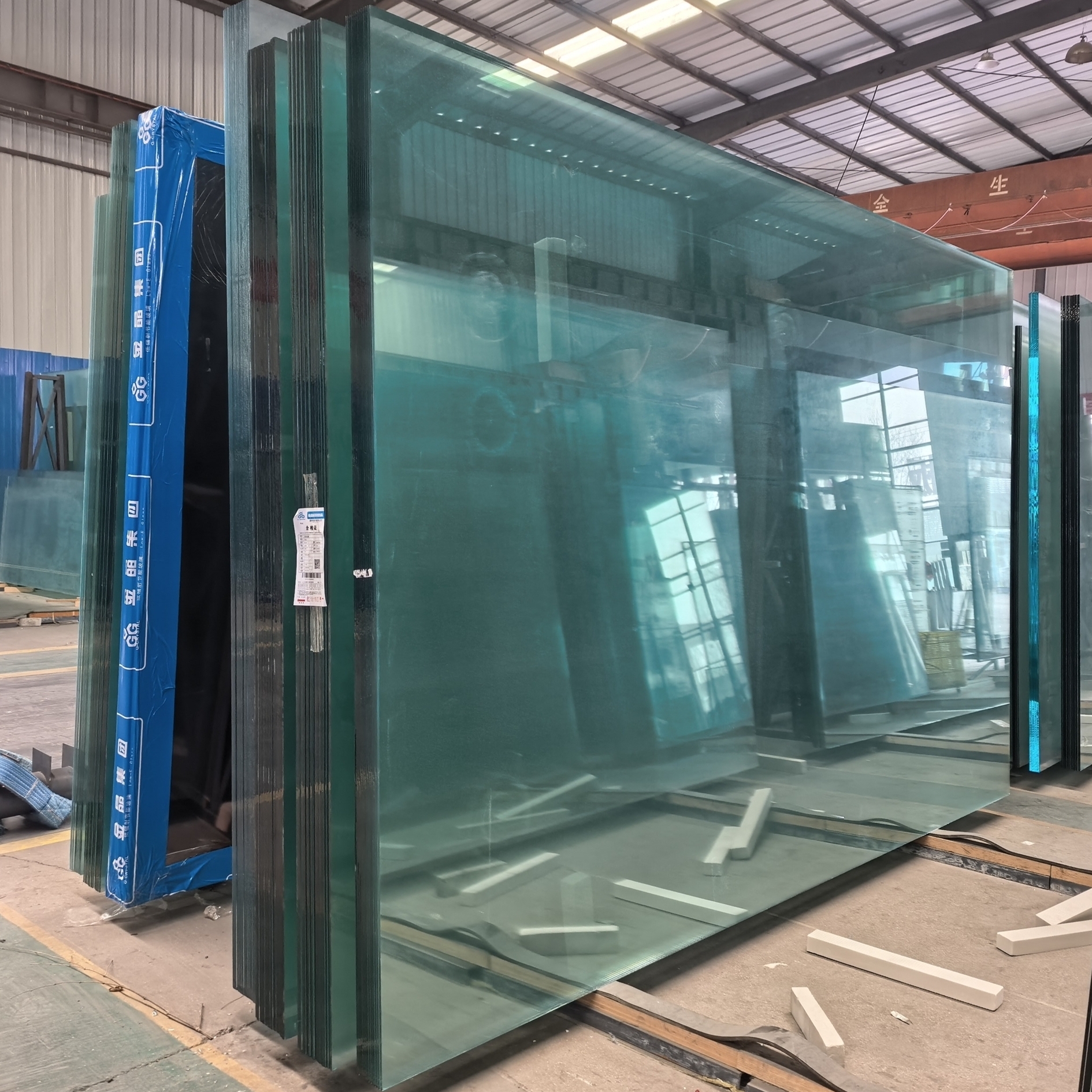 Ultra Clear Tempered Glass Unitized Solid Structure Curtain Wall for Industrial Hotel Bathroom Staircase Supermarket Modern