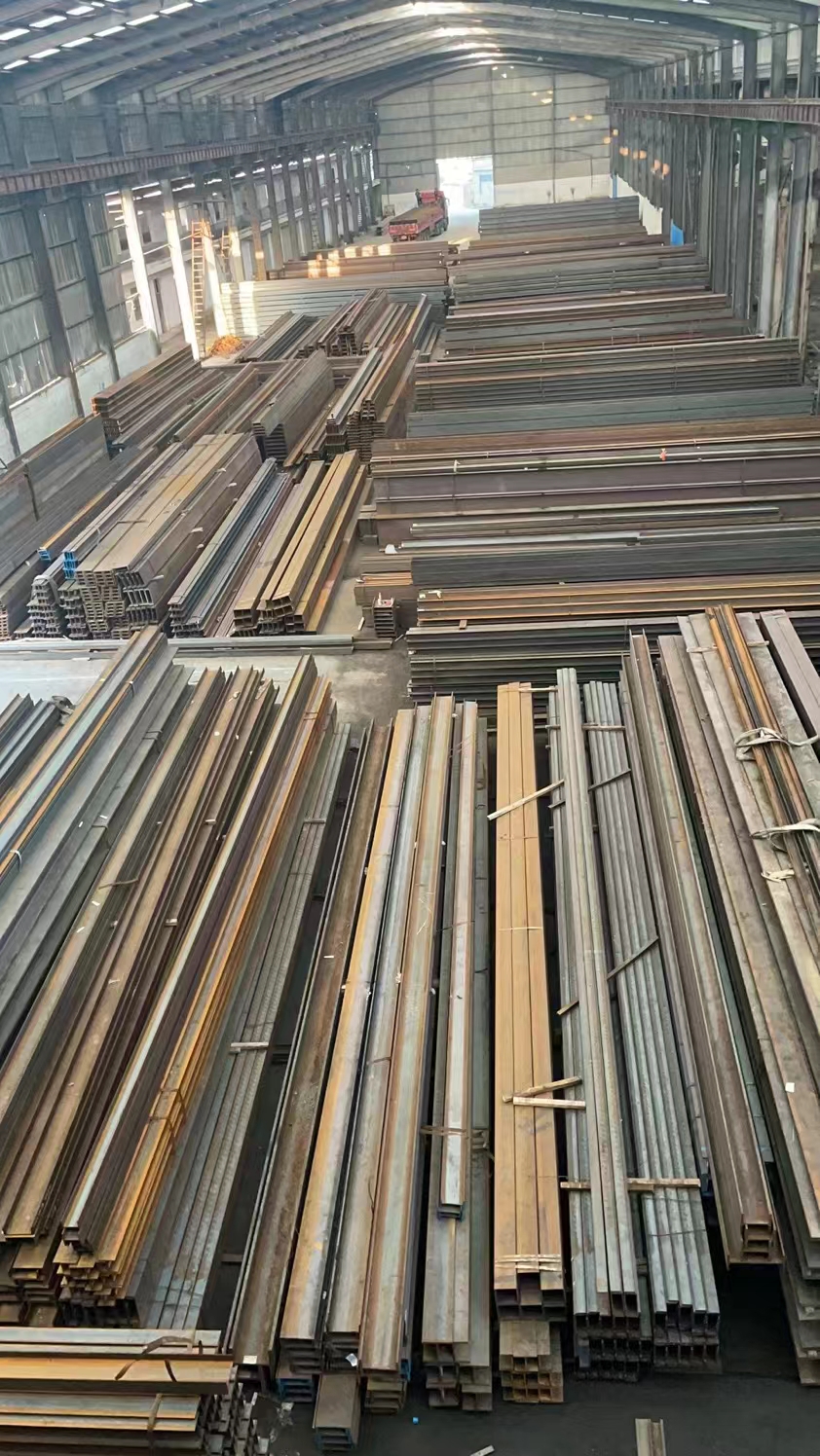 Steel H Beam Retain Wall Post ASTM A36 A572 Standard Hot Rolled H Section Forged Sae 4340 H-beam H Beam