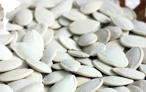 Natural Shine Skin Pumpkin Seeds Consistent Size Rich In Nutrients Available In Bulk Packaging