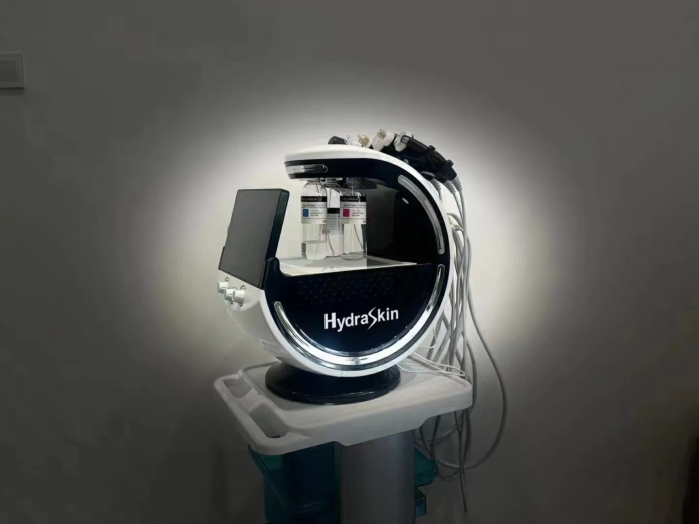 Smart Ice Blue 7 in 1 Water Hydra Oxygen Diamond Facial Machine with Skin Analysis