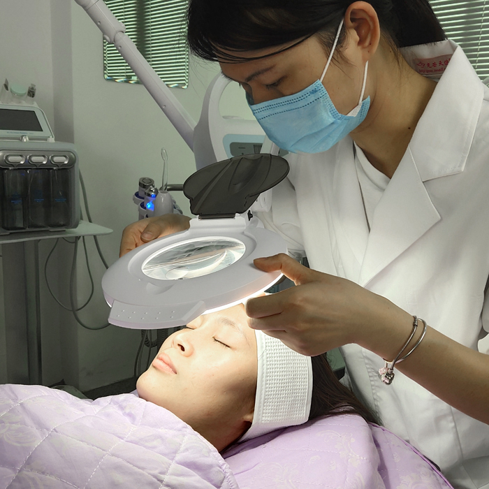 10/11 in 1 Multifunctional High Frequency Galvanic Facial Machine Professional Salt Facial Steam Machine Beauty Salon Equipment