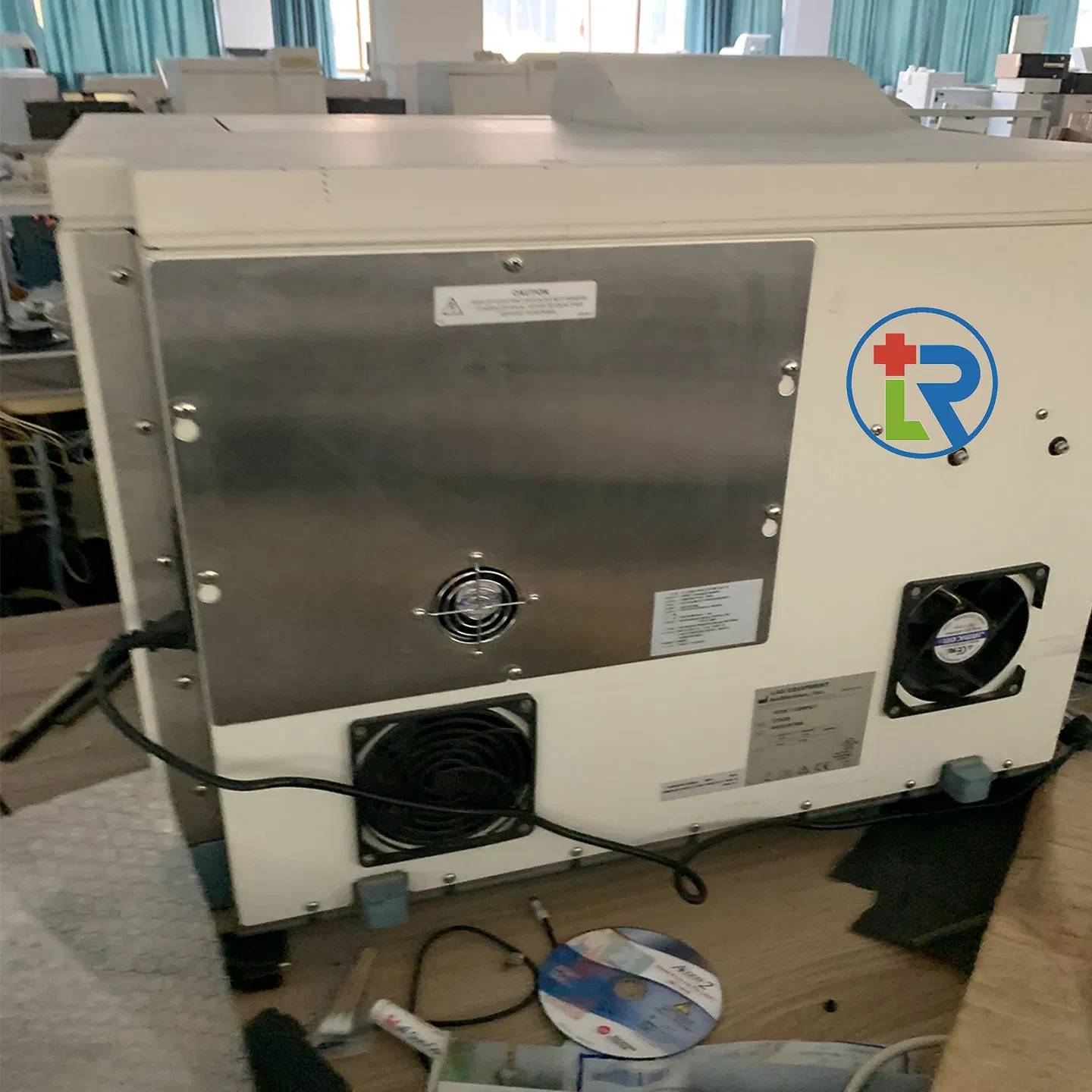Vitek 2 Advanced Microbial Identification System Analyzer for Hospital &amp; Lab Use