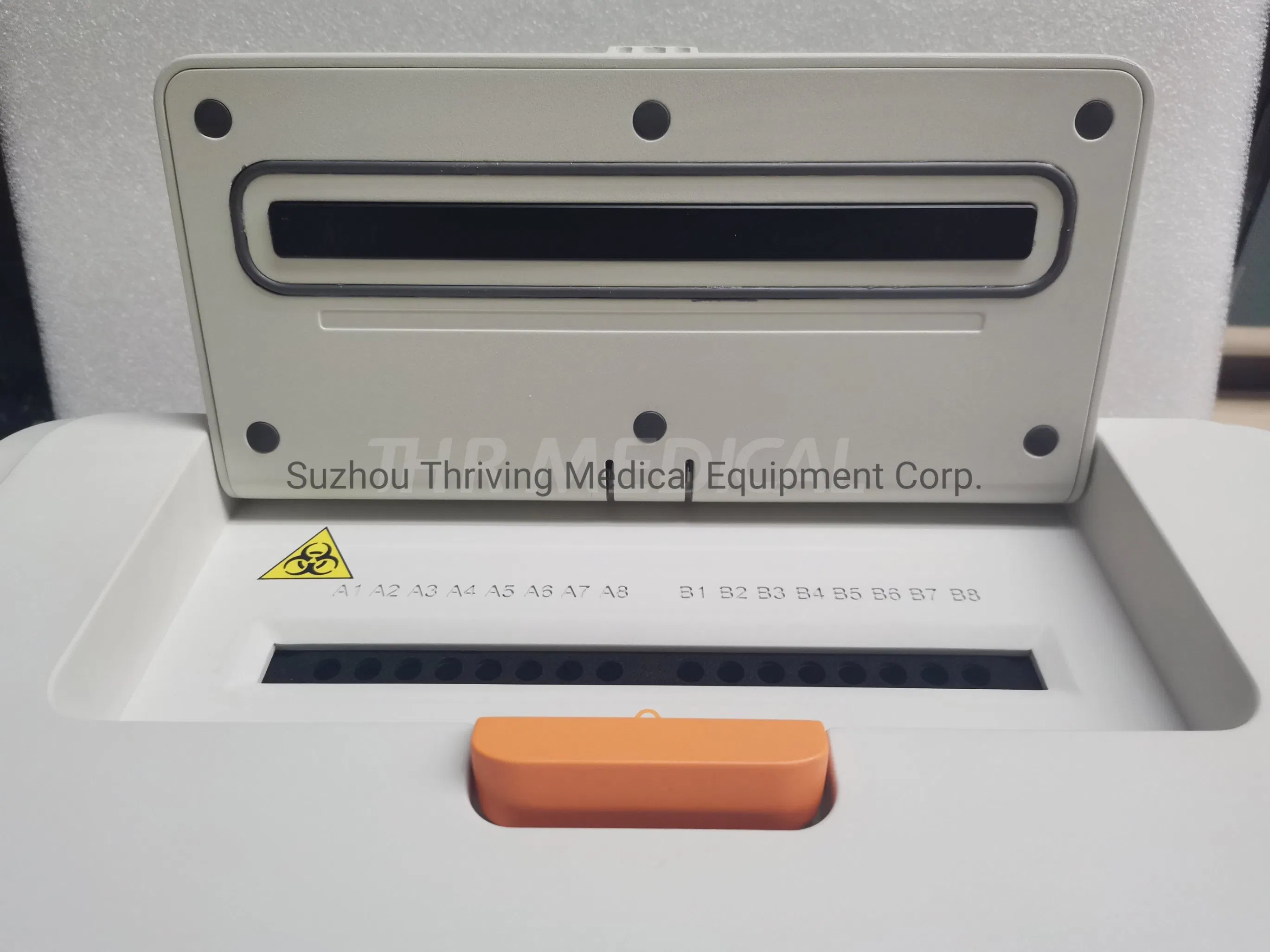 Clinical Analytical Instrument Portable Real-Time PCR System with Factory Price (THR-eQmini)