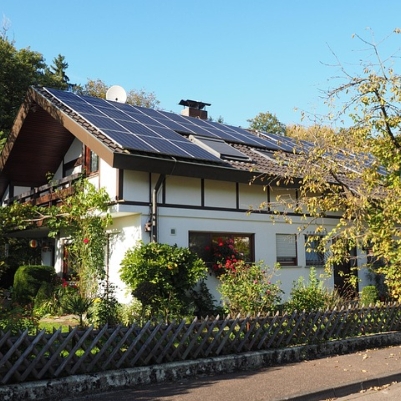 Durable Metal Roof Mounting System with Load Capacity Analysis