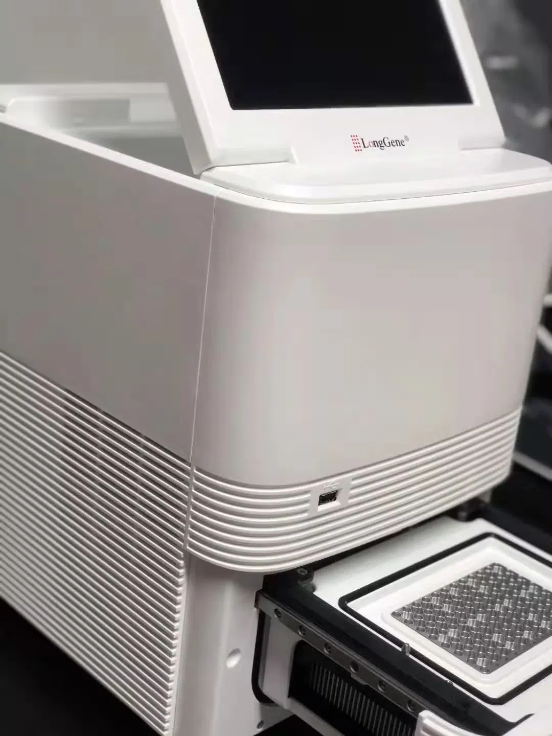 Advanced PCR Diagnostic System for Accurate Nucleic Acid Analysis