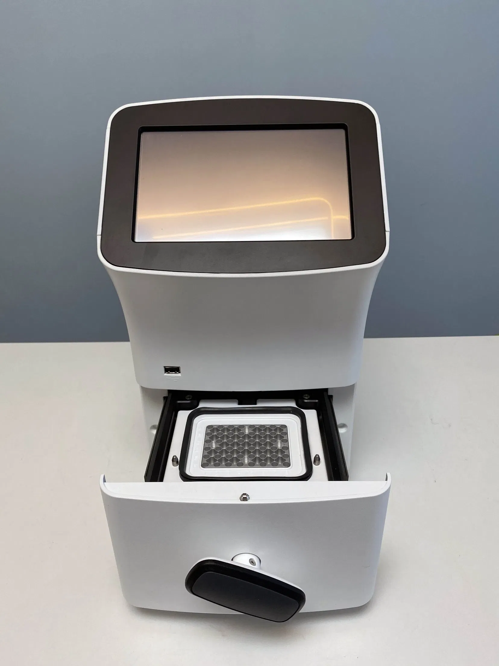 Advanced Peltier PCR Testing System for Accurate Results