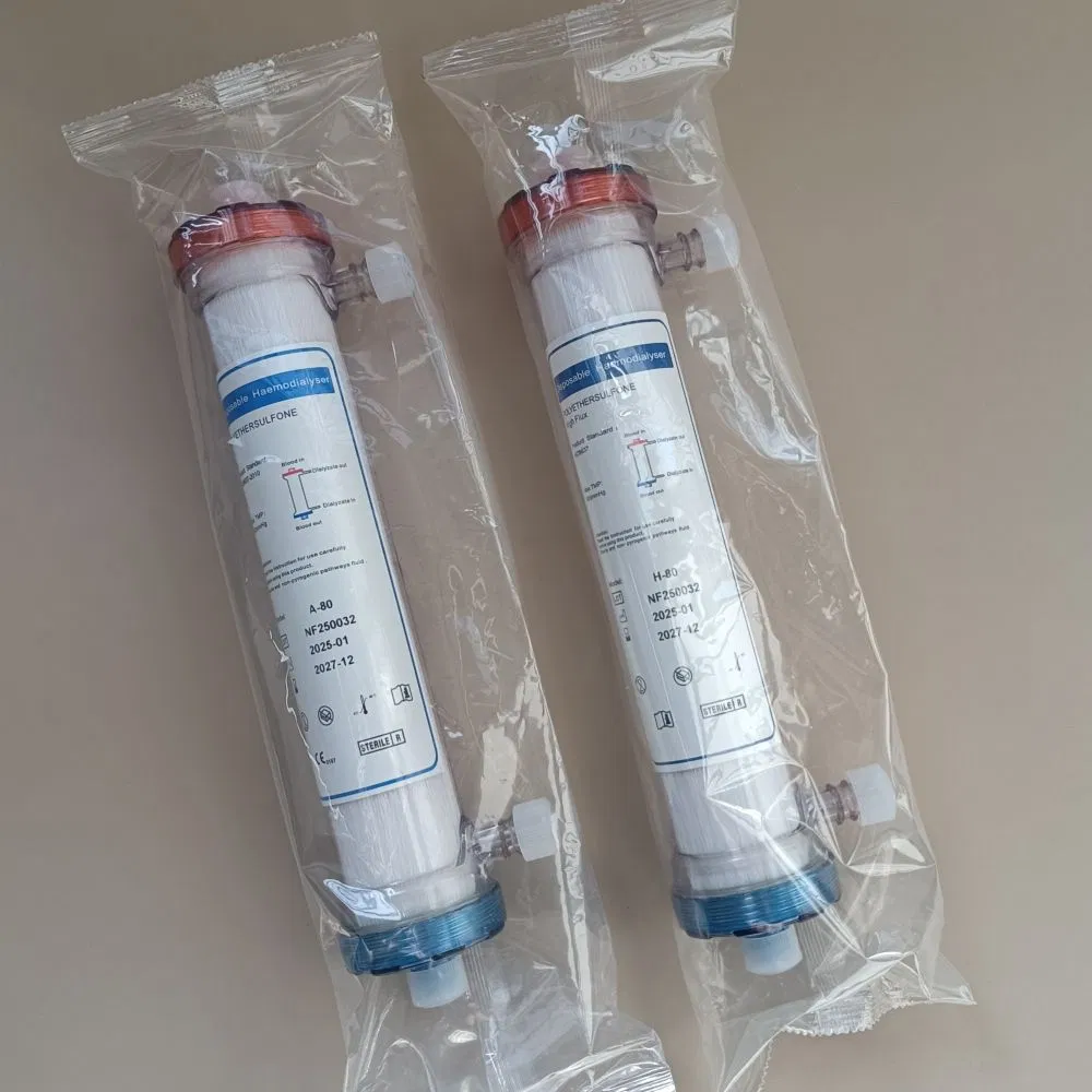 Disposable Polyethersulfone Hollow Fiber Dialyzer Low Flux 1.8m2 Surface Area