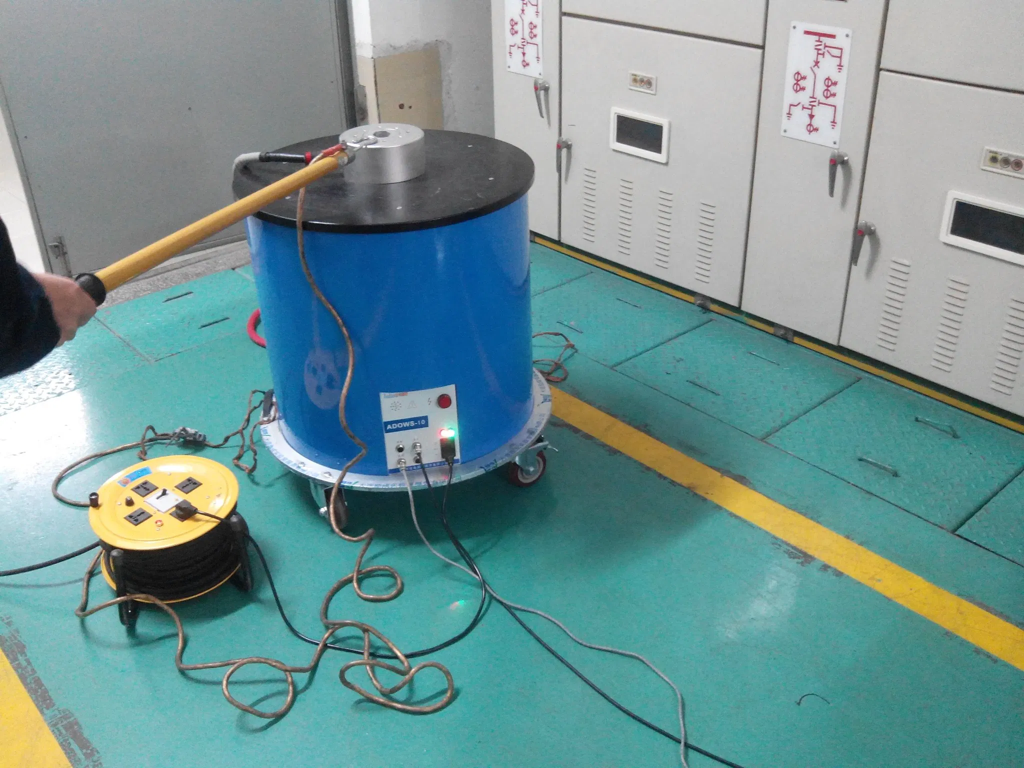 Partial Discharge (PD) Diagnostic System for Medium Voltage Cables