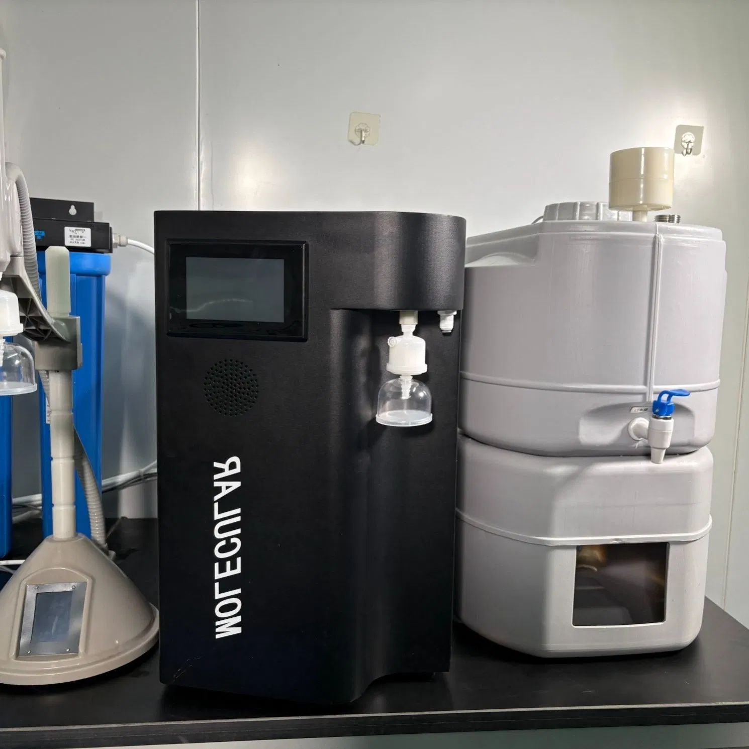 Lab Ultra-Pure Water Purification System RO+Di Technology for Chemical Analysis CE Certified