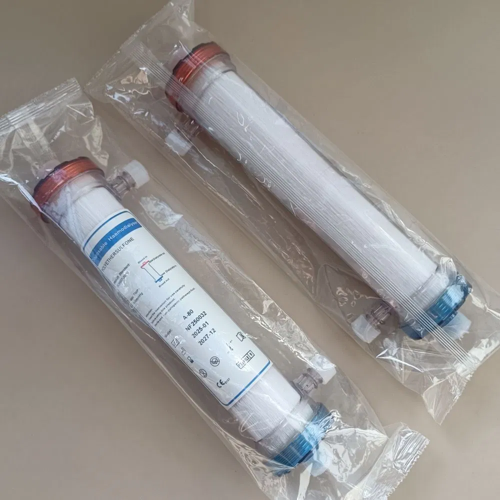 Disposable Polyethersulfone Hollow Fiber Dialyzer Low Flux 1.8m2 Surface Area