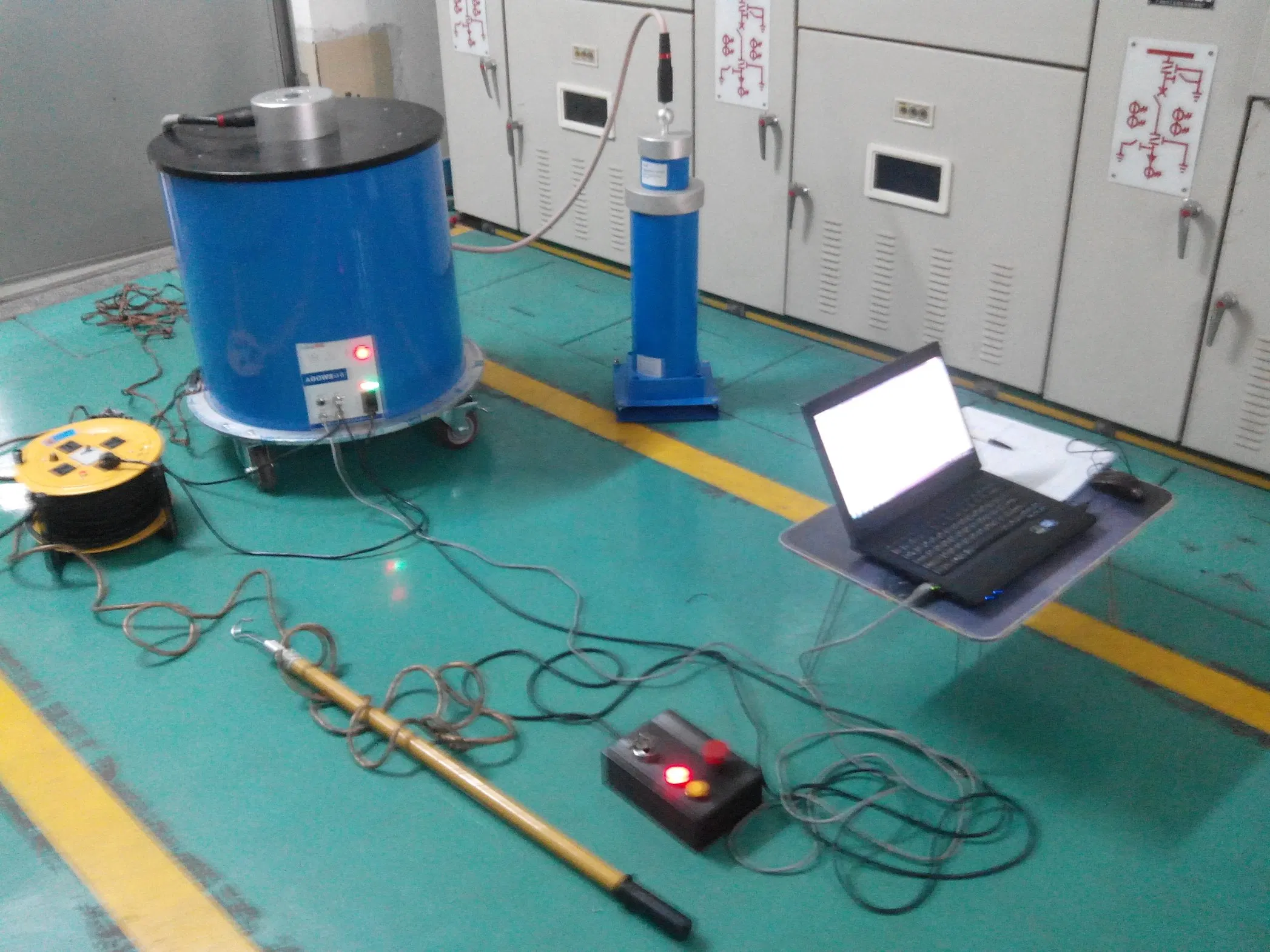 Partial Discharge (PD) Diagnostic System for Medium Voltage Cables