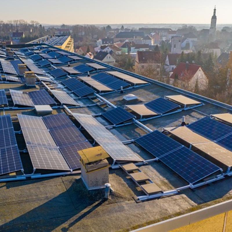 Durable Metal Roof Mounting System with Load Capacity Analysis