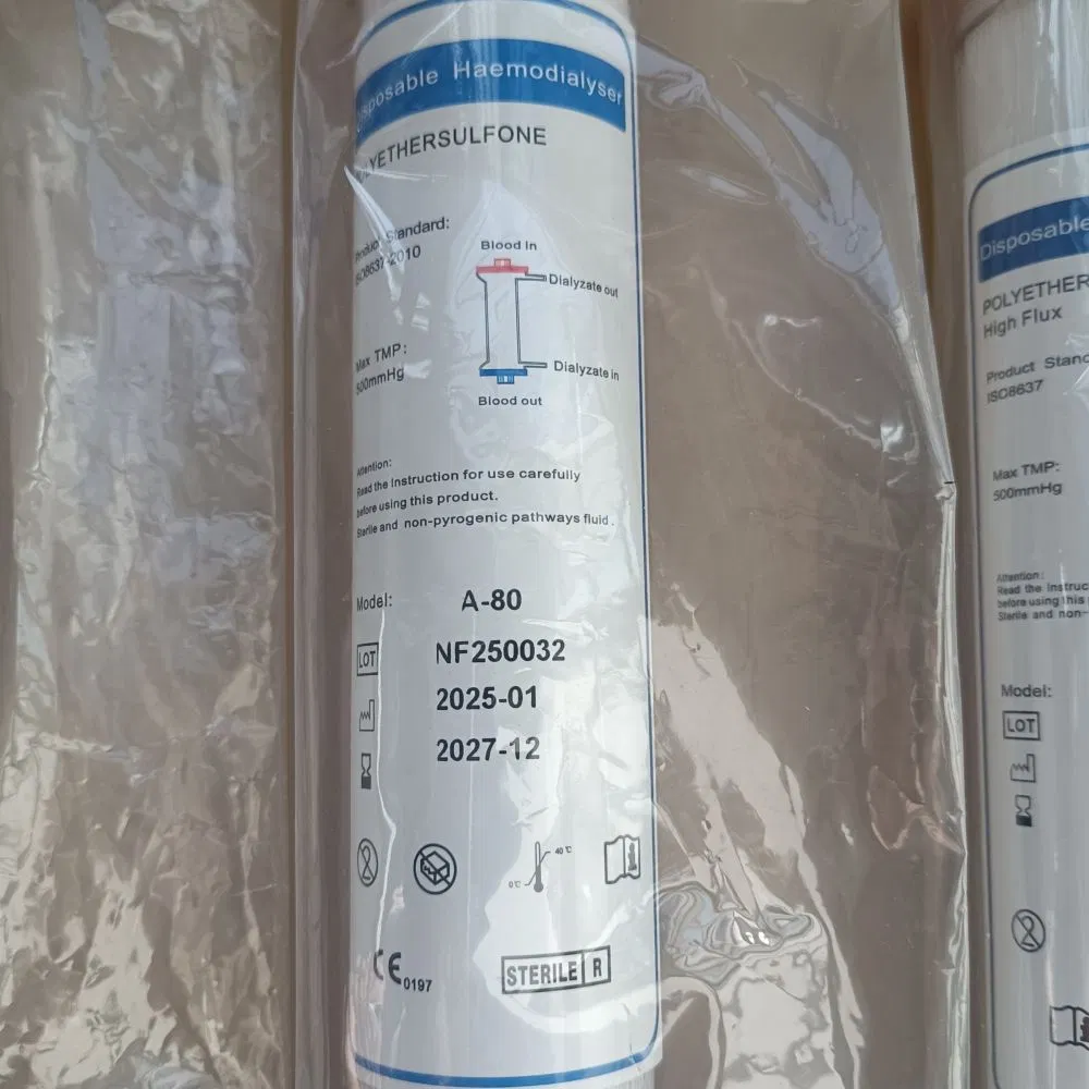 Disposable Polyethersulfone Hollow Fiber Dialyzer Low Flux 1.8m2 Surface Area