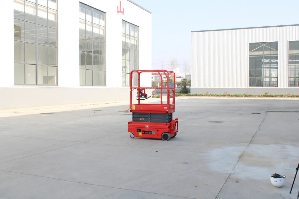 Operational Scissor Lift 1