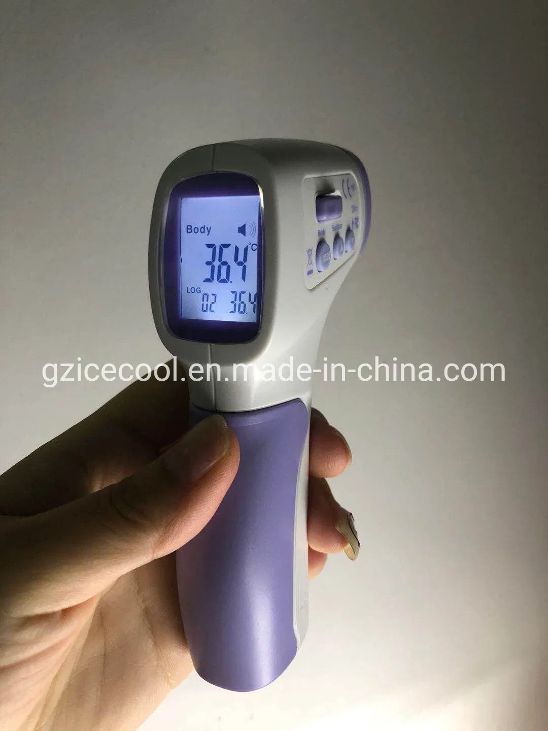 Dt-8806s مقياس حرارة بالأشعة تحت الحمراء غير التلامسي لقياس درجة حرارة الجسم على الجبهة للأشخاص