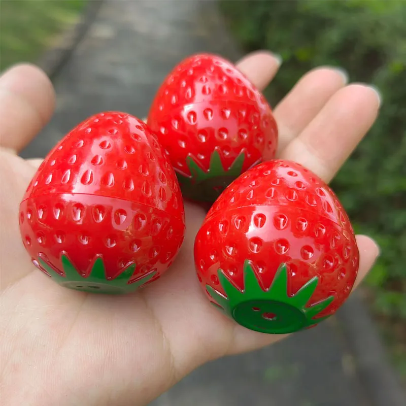 Moisturize Strawberry Lip Balm 1