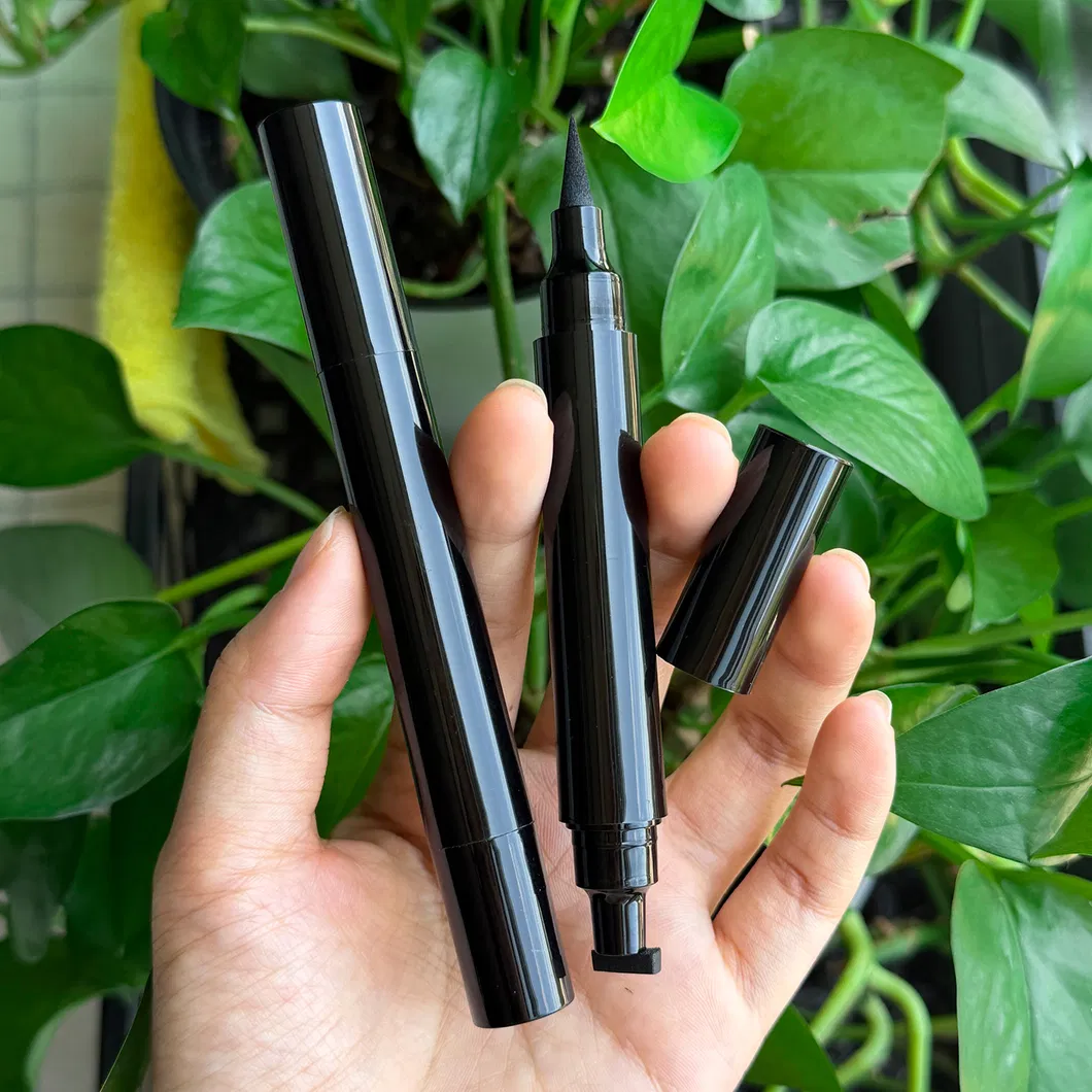 OEM Private Label Dual-Ended Spongy Triangular Head Eyeliner Waterproof Long Lasting