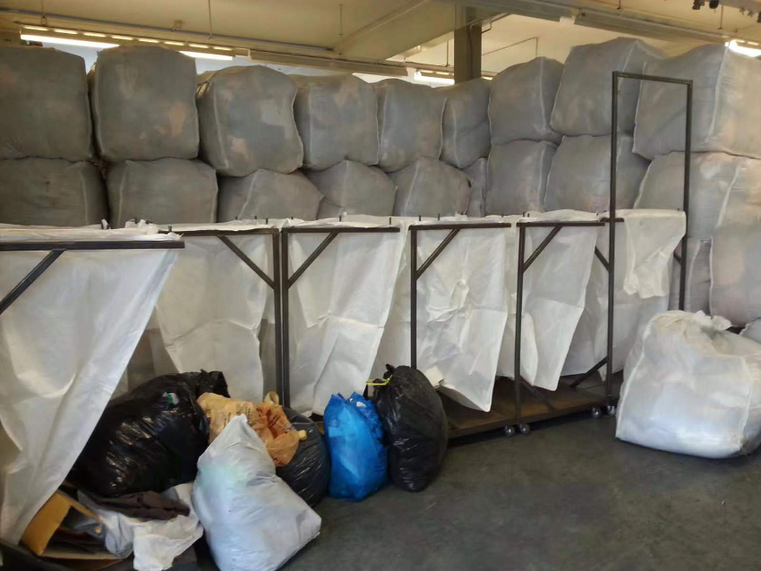 أكياس بولي بروبيلين 76X76X137 مع غطاء ودون شقوق أكياس منسوجة من البولي بروبيلين بدون حزام أكياس منسوجة من البولي بروبيلين