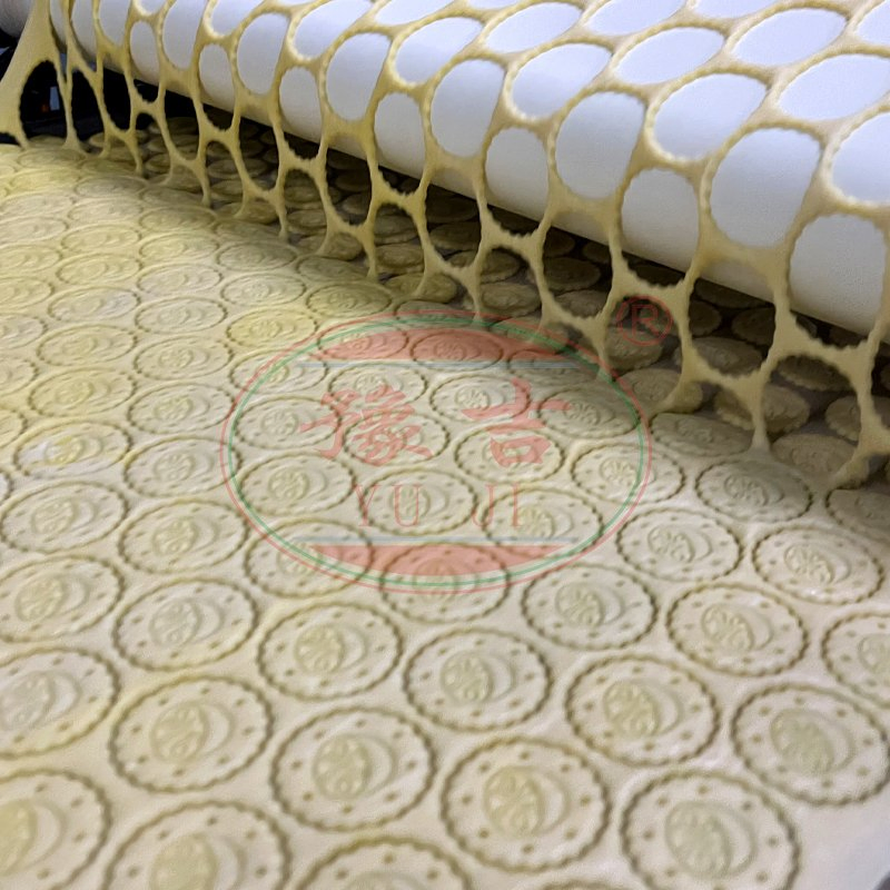 China Soda Cracker Maker Snack Food Making Machine Hard Biscuit Production Line