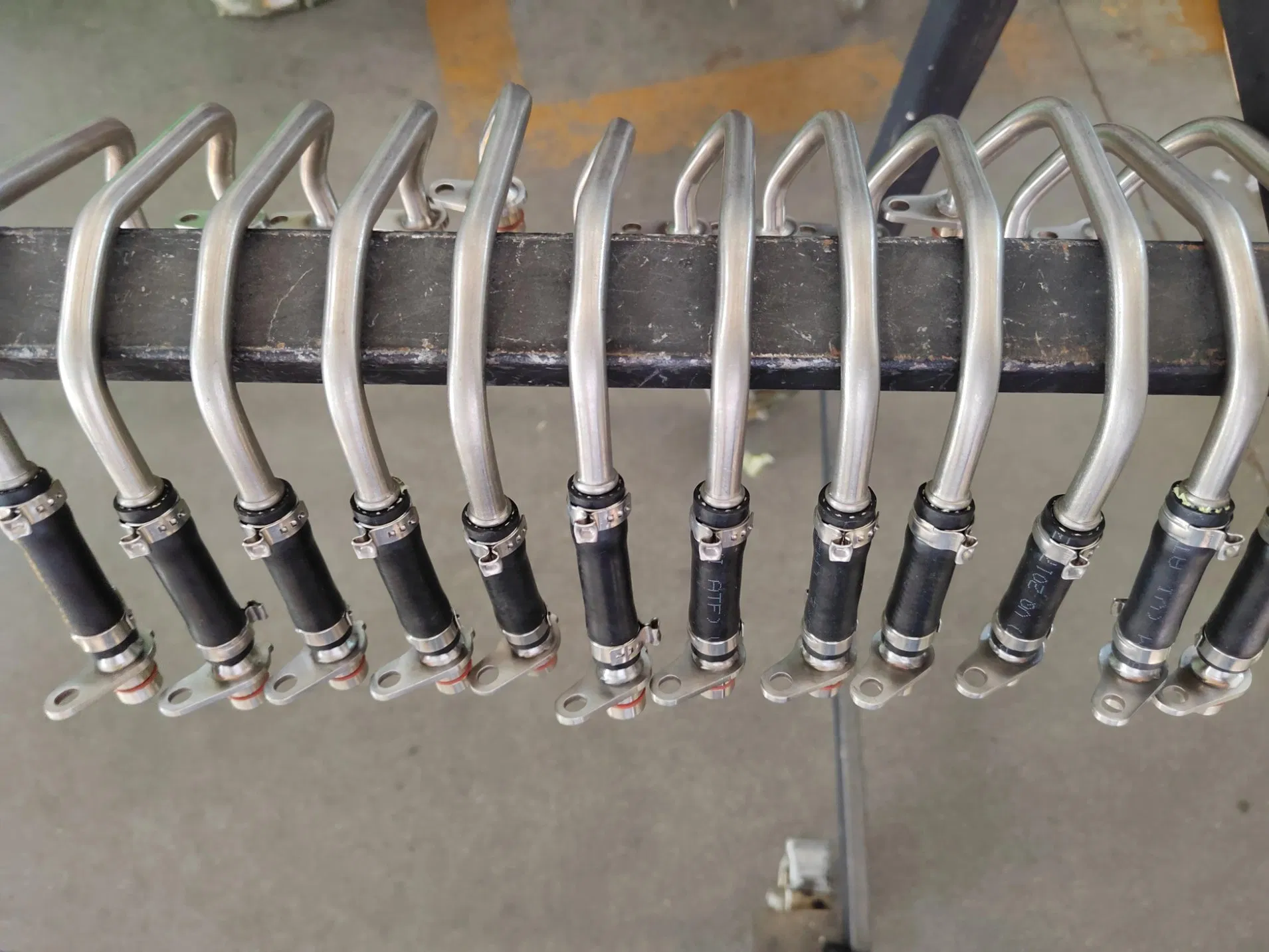 Auto Parts Turbocharger Oil Return Pipe OEM 03L145736n for Audi