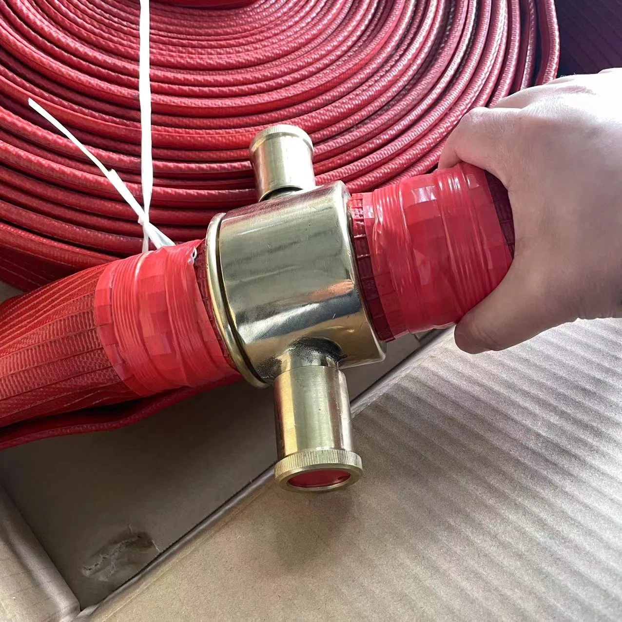Durable High Pressure 1.5/2/2.5/3/4inch PVC/TPU/Rubber Resistant Flexible Water Layflat Canvas Lining Fire Hydrant Cabinet Fighting Hose