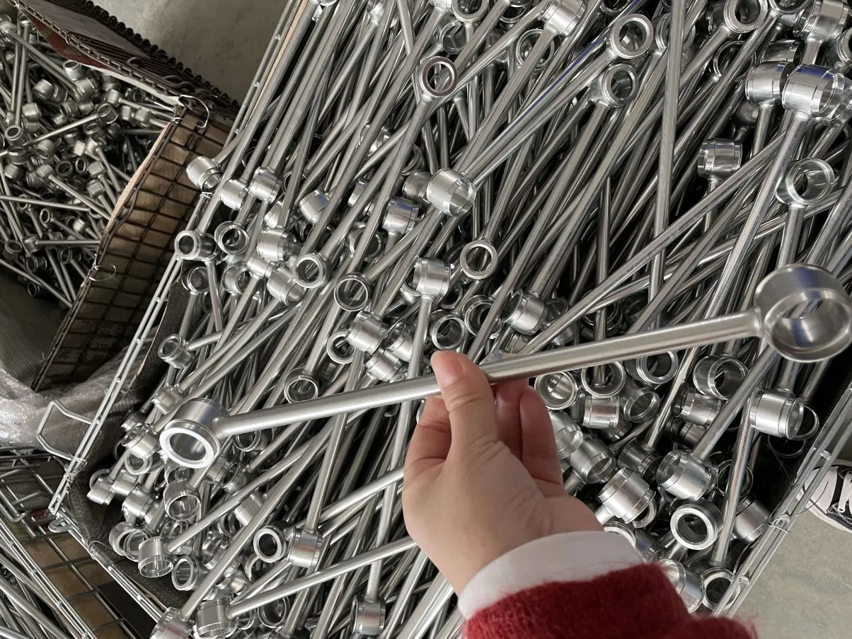 High Quality Engine Parts Turbocharger Oil Return Pipe for BMW 11657534454