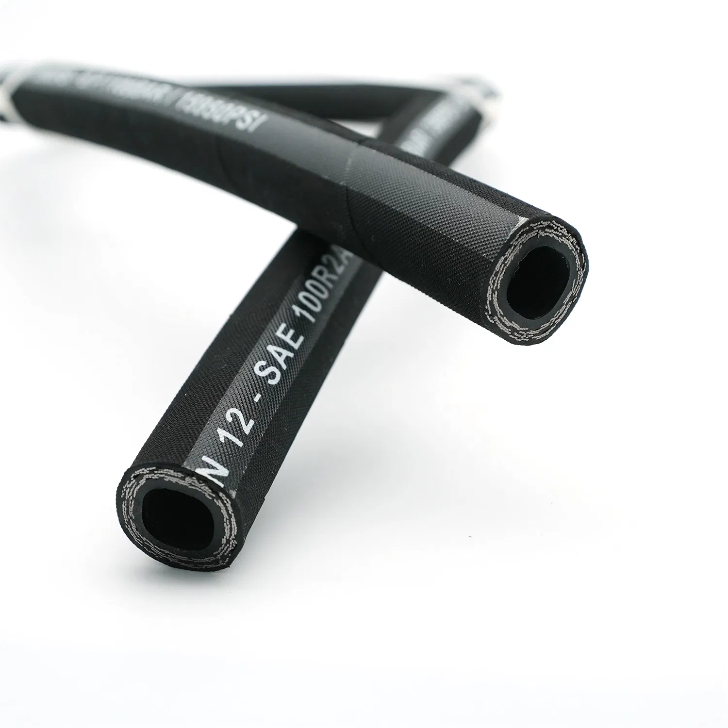 SAE 100r2at DIN En853 2sn with Two Steel Wire Braids High Pressure Flexible Hydraulic Rubber Hose