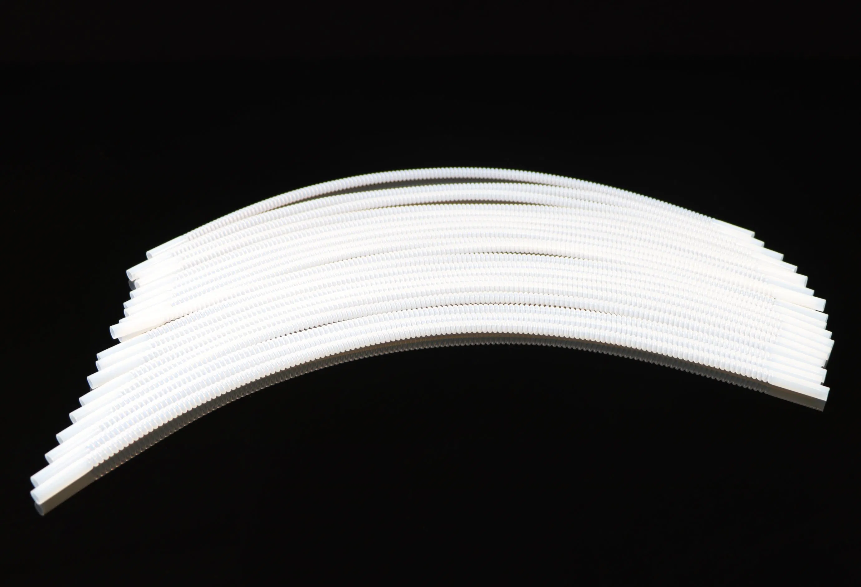 PCB Industrial Cooling System PTFE Material with Smooth Cuff Hose Size Customization