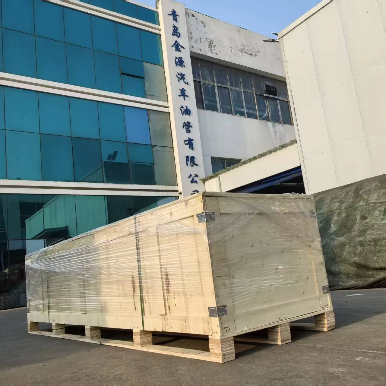 Turbocharger Oil Inlet Pipe 11427791477 for BMW Auto Engine System Replacement Part