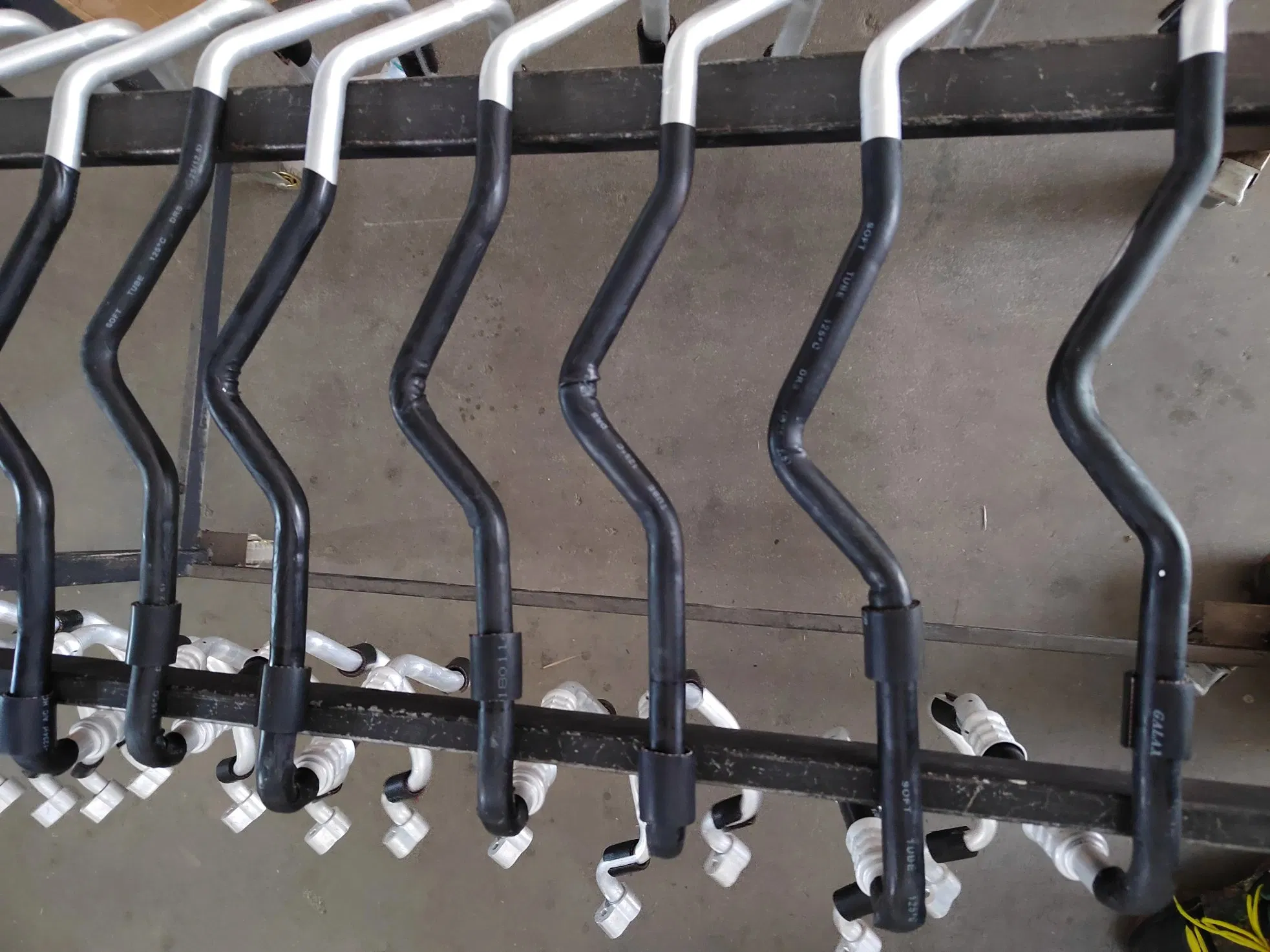 Auto Parts Turbocharger Oil Return Pipe OEM 03L145736n for Audi