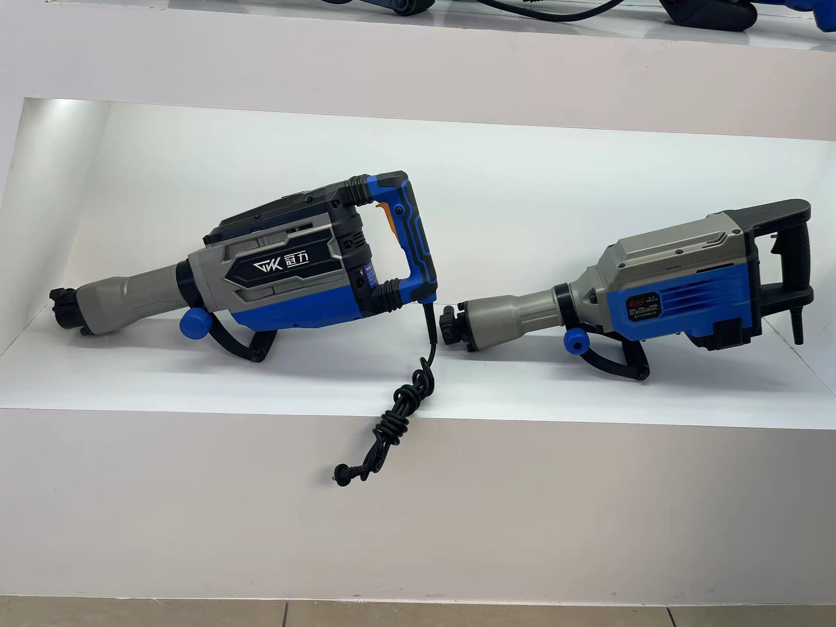 Tengka Hot Sell 2000W 220/240V Demolition Hammer Heavy Duty Power Demolition Drills