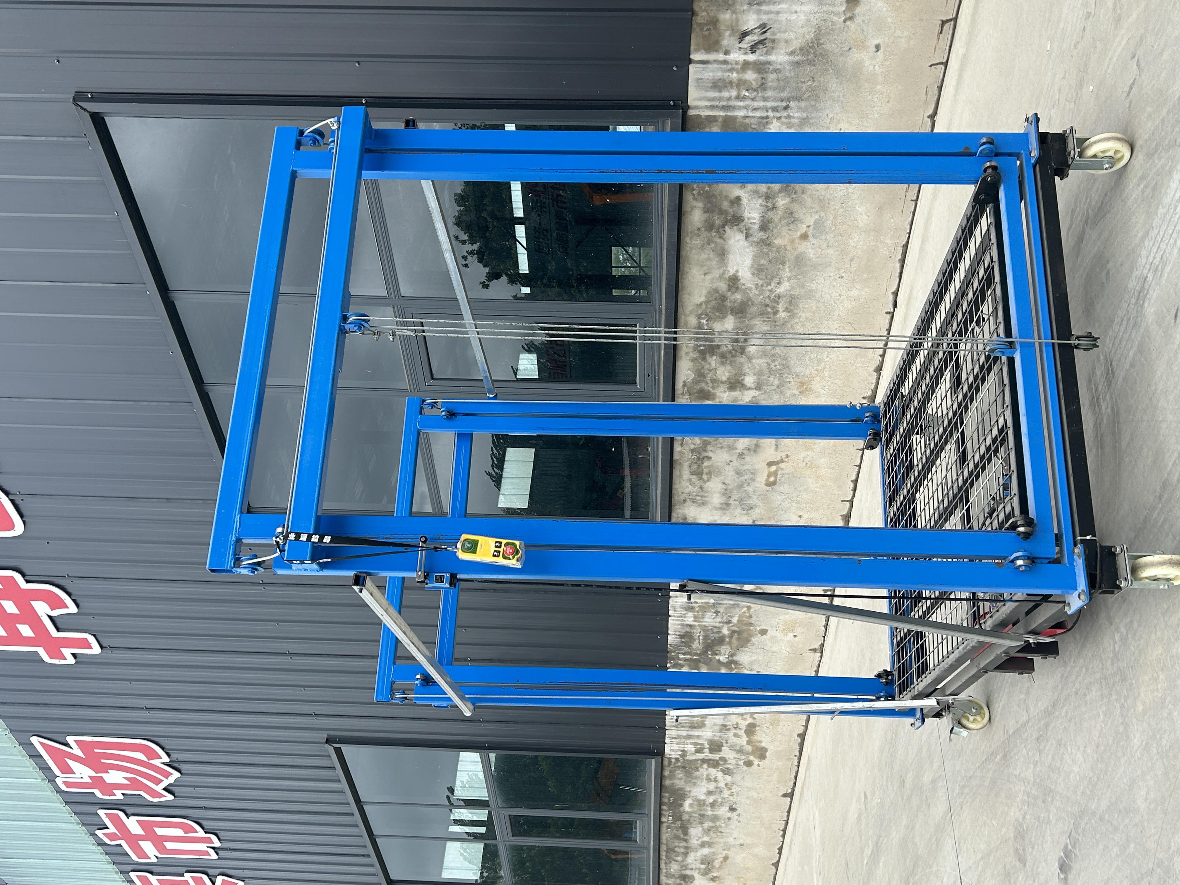 New Device-Portable Construction Equipment For 3m Steel Electric Scaffolding