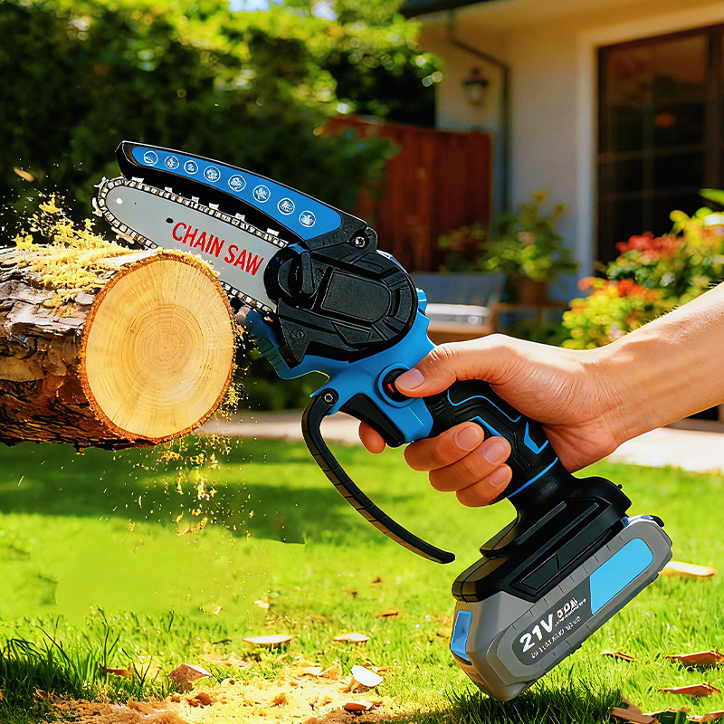WL4-inch Lithium Battery Rechargeable Handheld Pruning Saw, Household Chainsaw, Electric Woodworking Tool