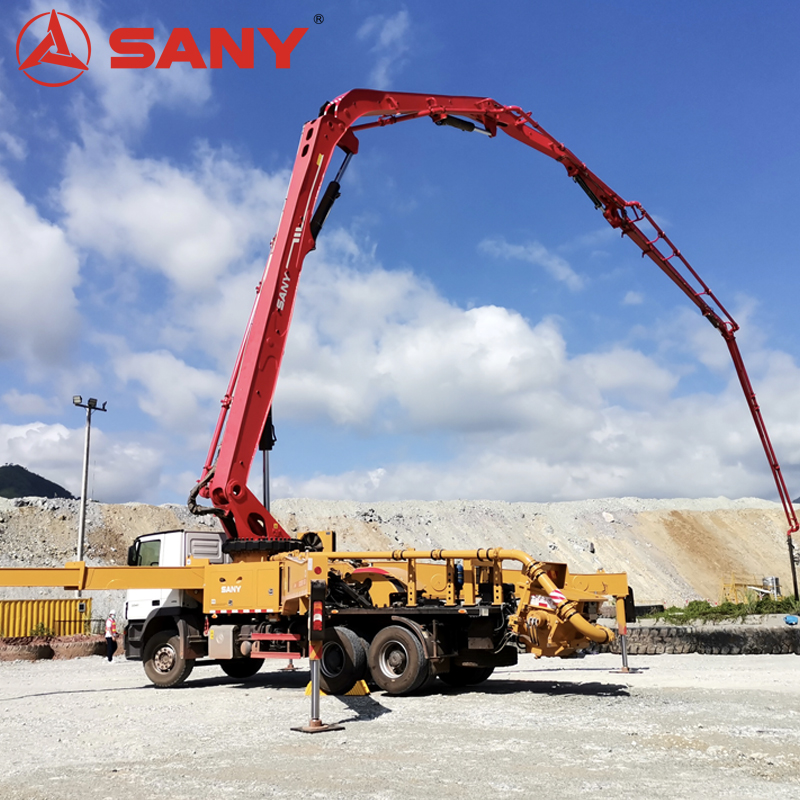 Sany Flexible Working Posture Large Slabs 66.2M Concrete Truck And Pump For Swimming Pools
