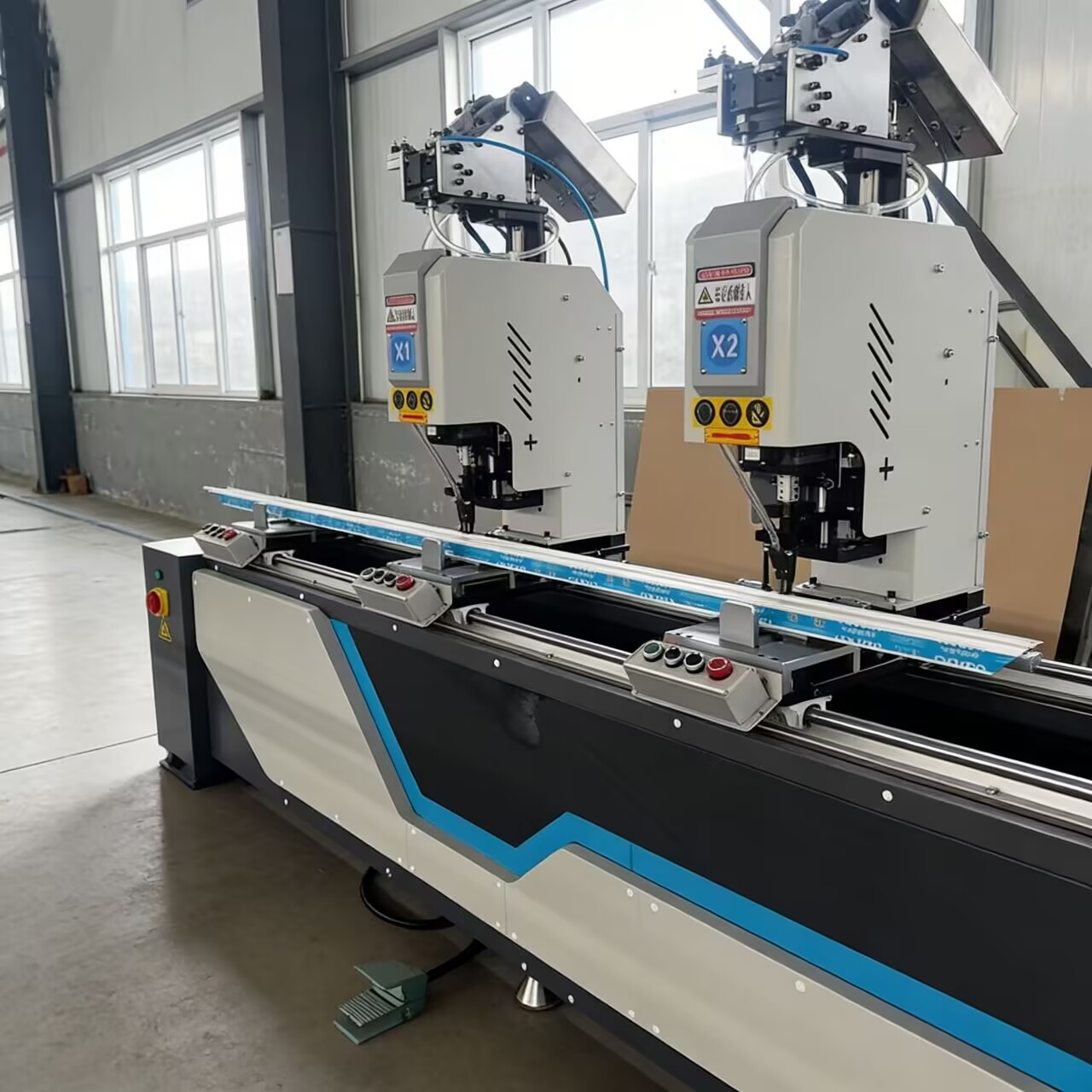 Dual-Head Automatic Screw Driver Machine