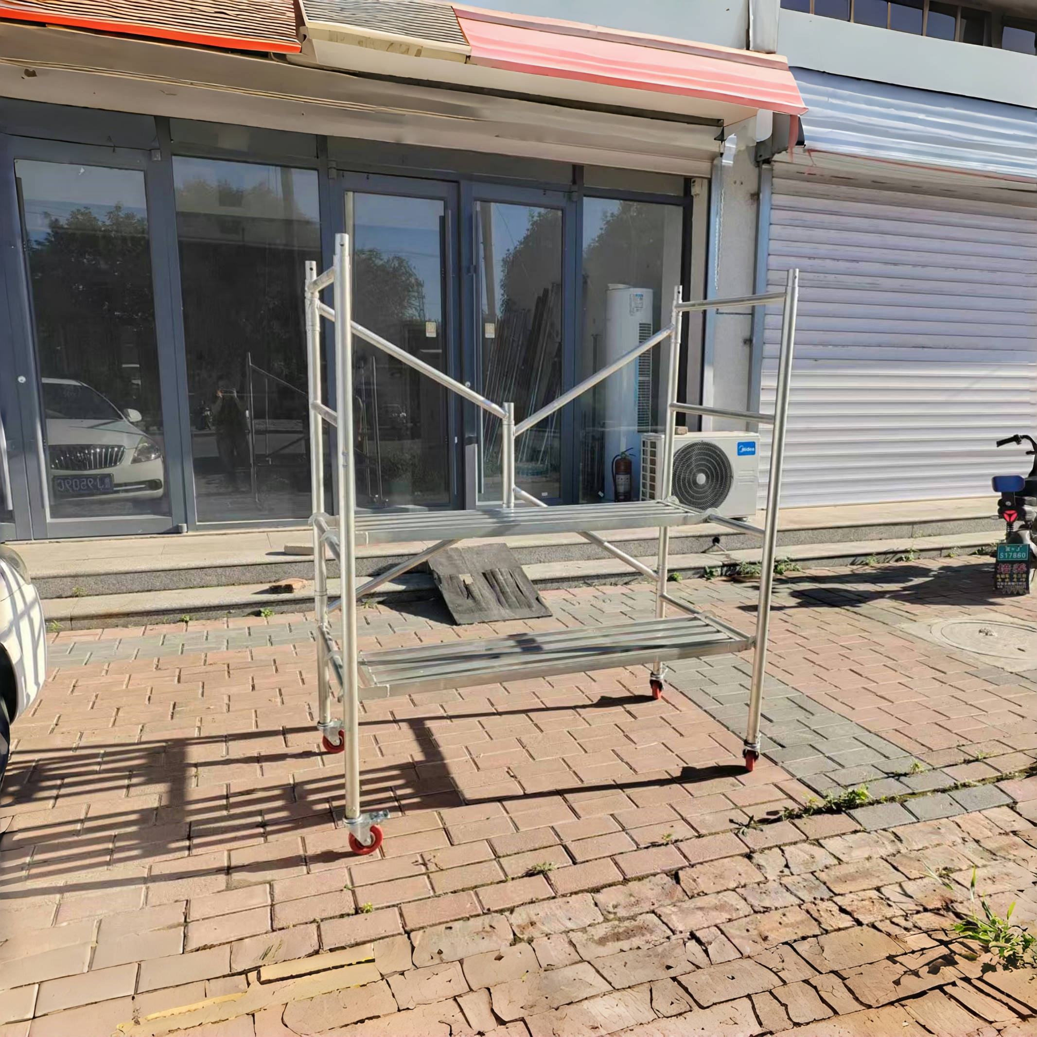Multifunctional Portable Folding Scaffold With Wheels Light-Duty Galvanized Scaffoldings For Workshop Use