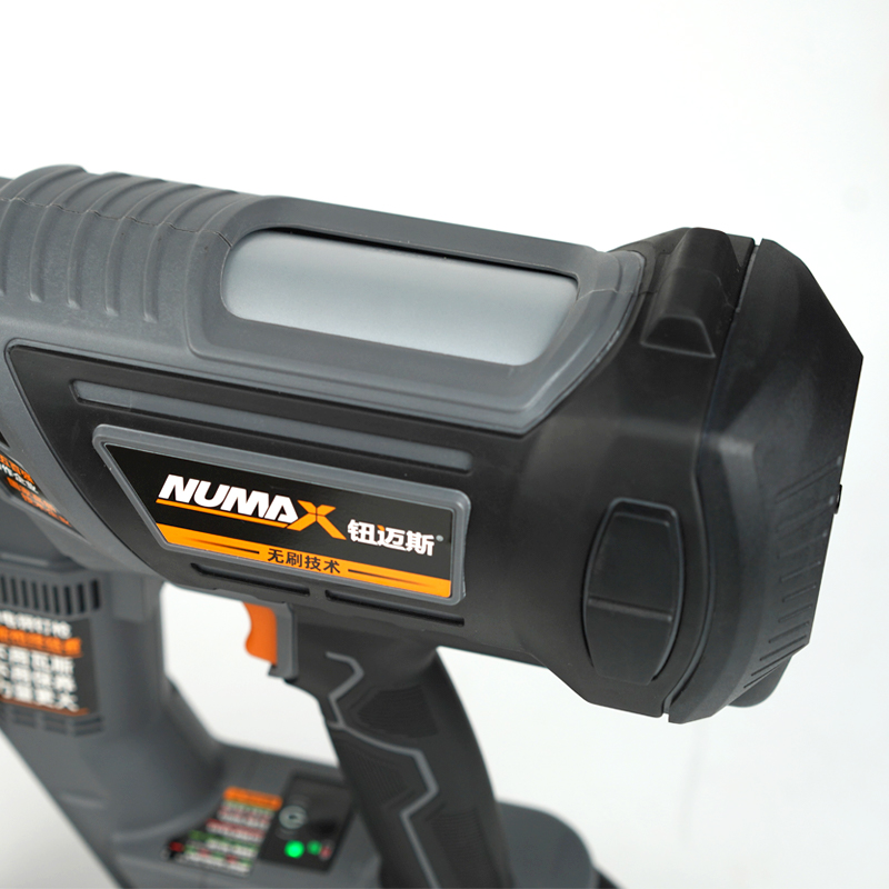 NUMAX LD40-N Lithium Nailer For Concrete, Plumbing, Doors And Windows