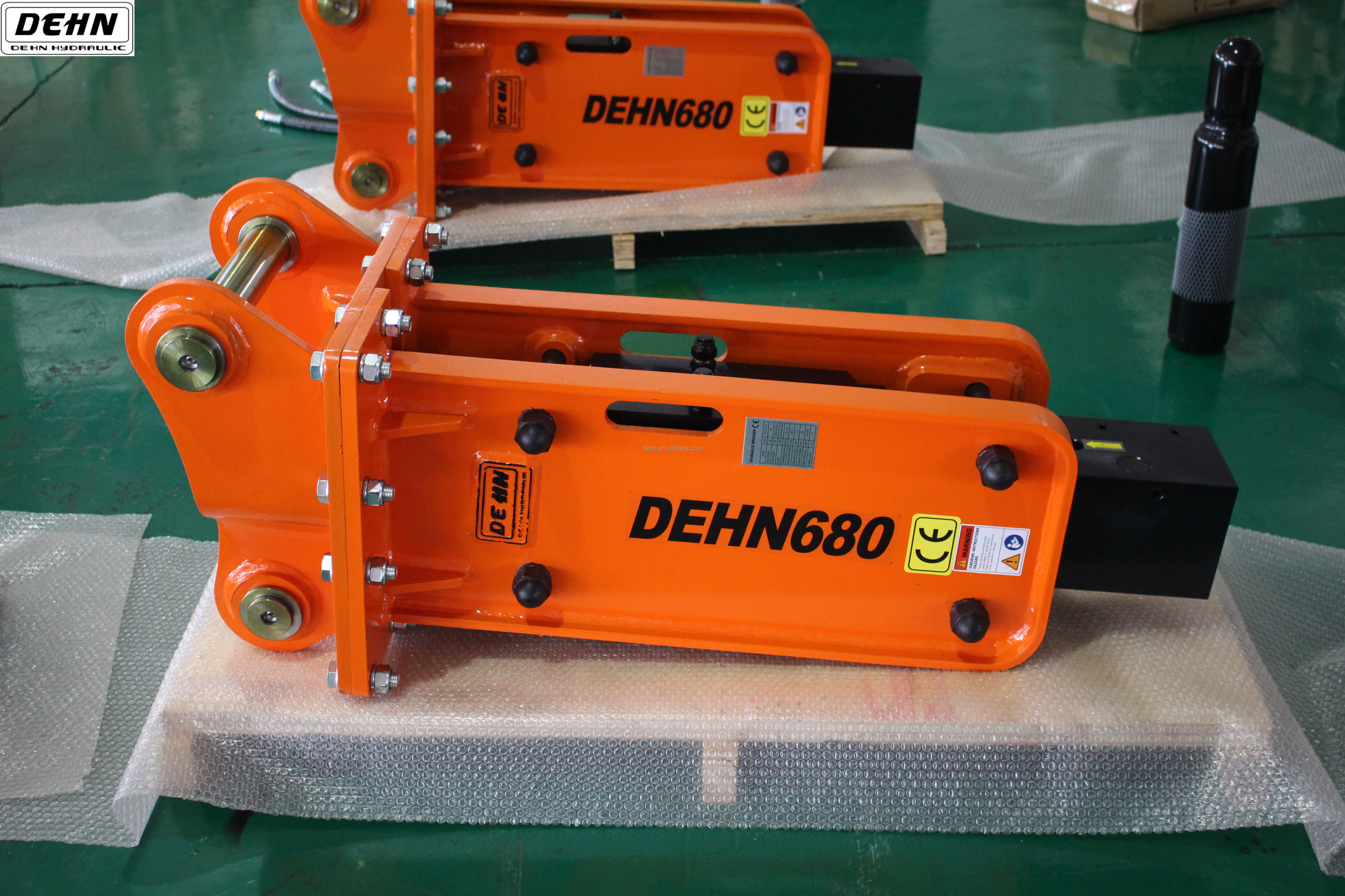 Hot Sale Silent Hydraulic Hammer Excavator Demolition Hammer Breaker for Construction Works