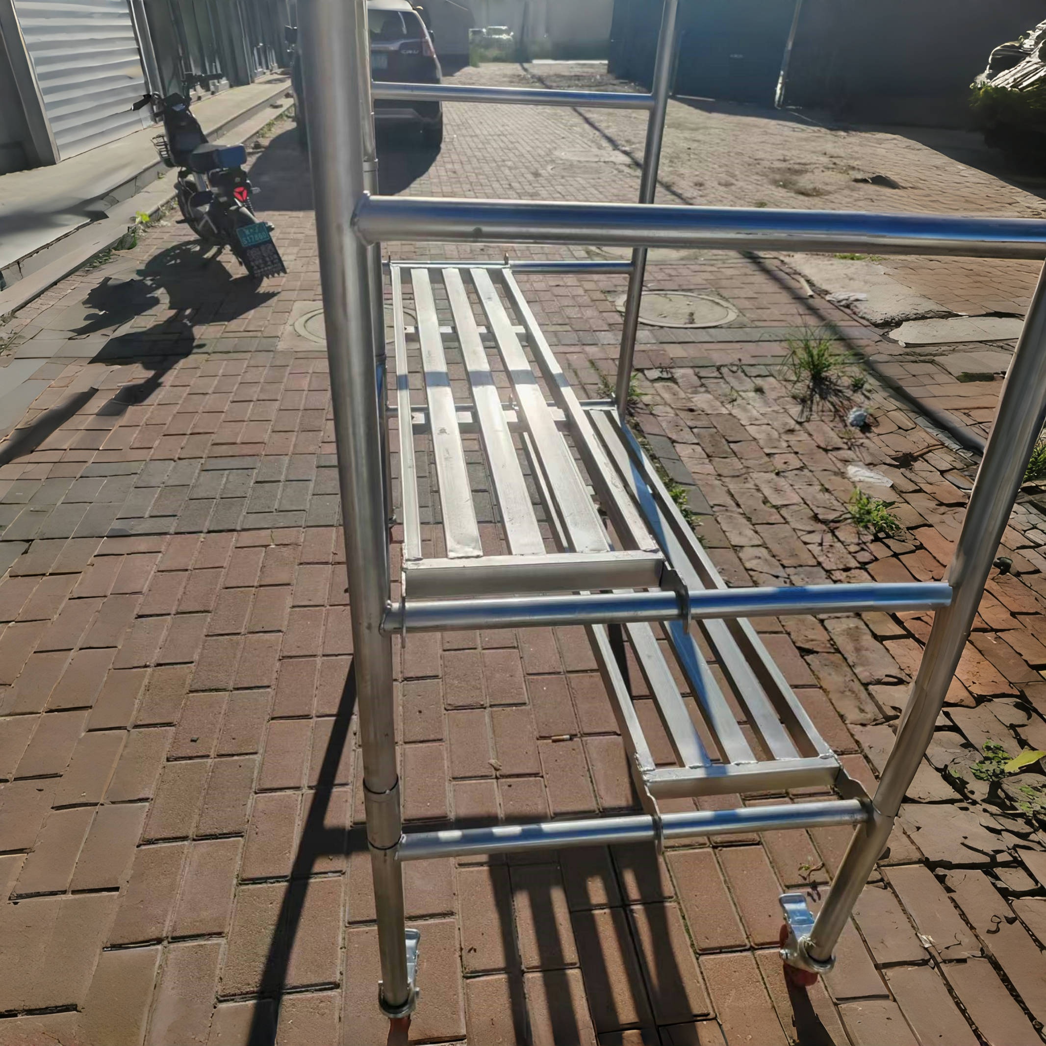 Multifunctional Portable Folding Scaffold With Wheels Light-Duty Galvanized Scaffoldings For Workshop Use