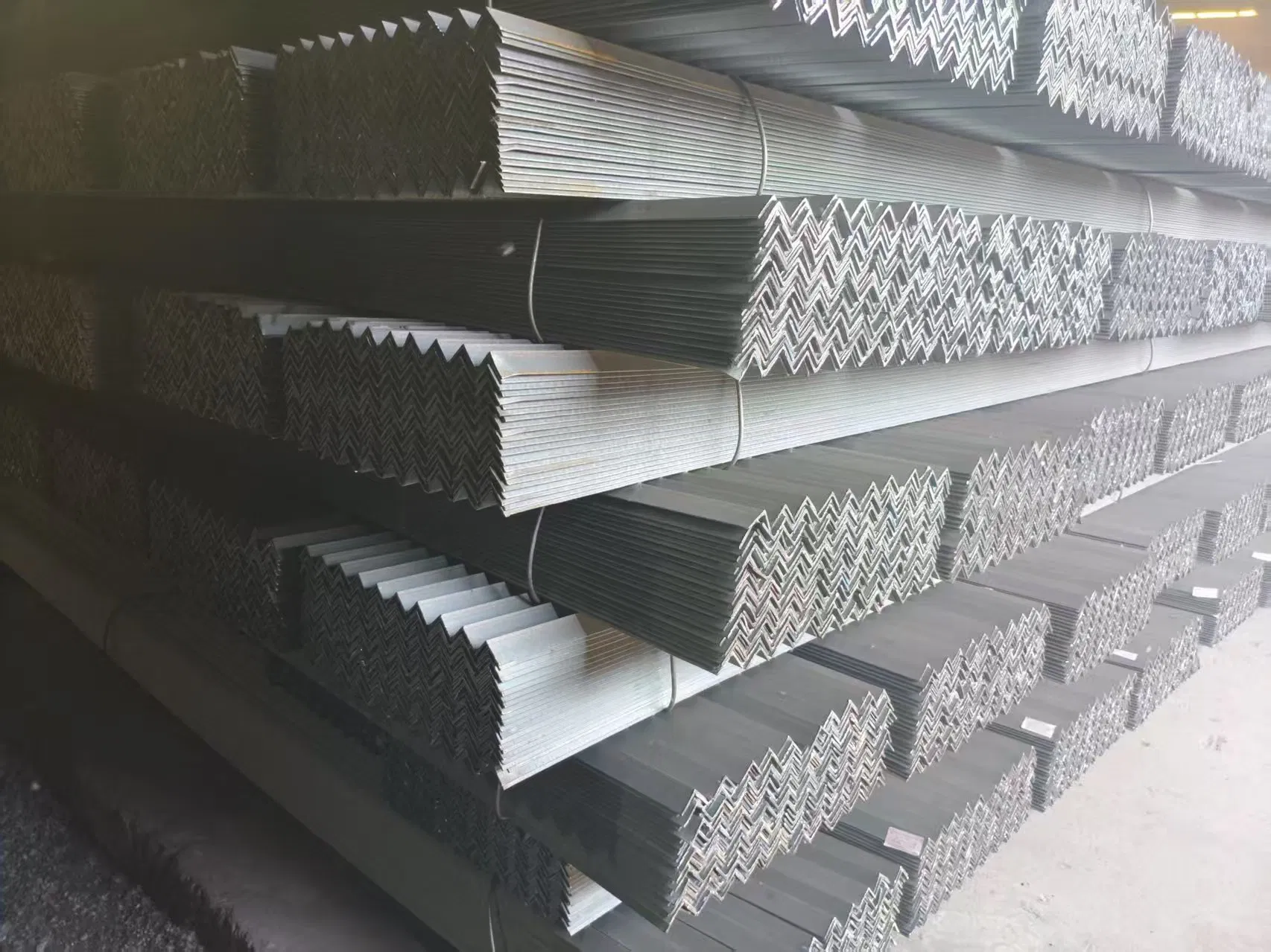 Factory Equal Steel Angle Bar A36 Angle Steel Bar for Building Angle Carbon Steel Bar
