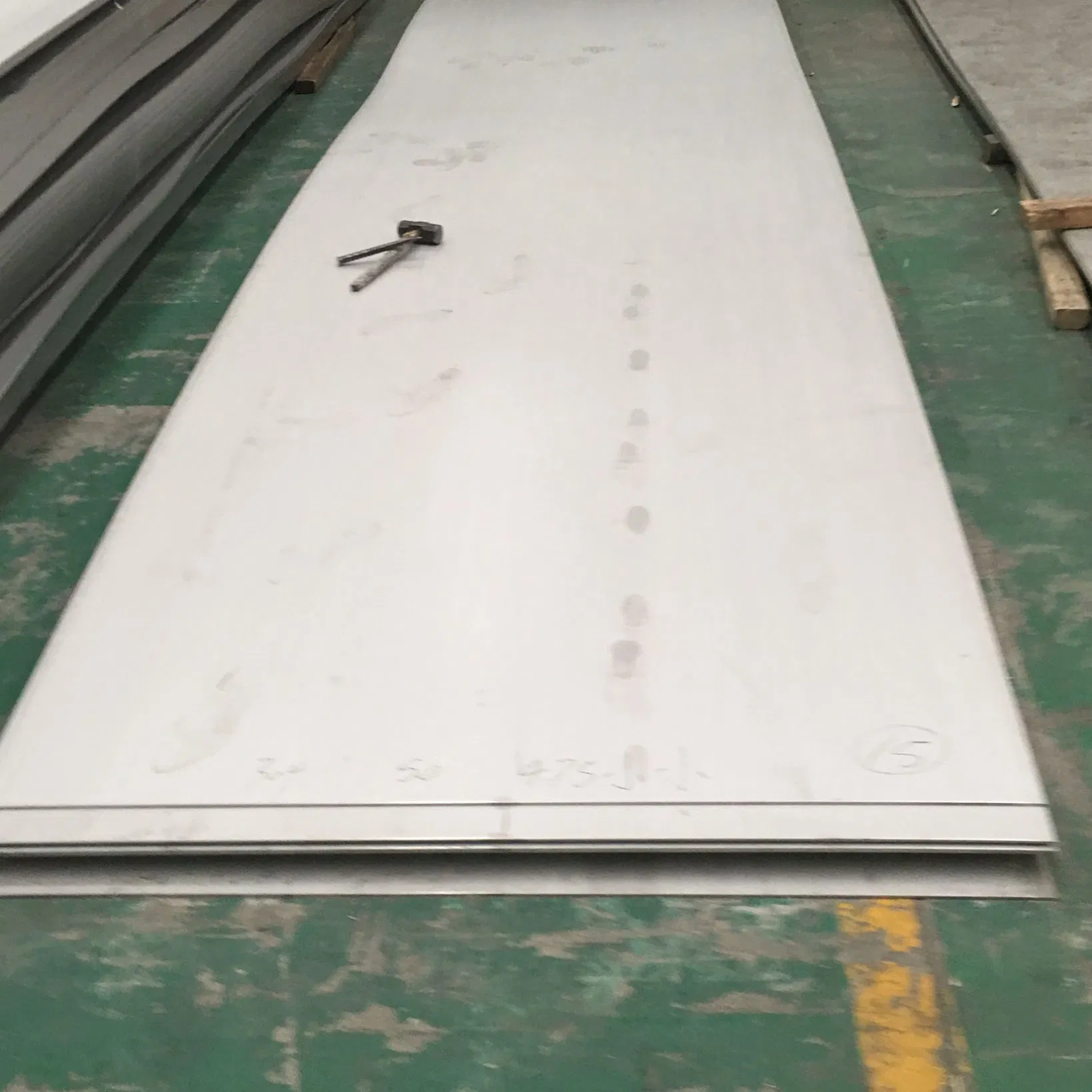 AISI ASME ASTM 304 316 316L Stainless Steel Plate with White Surface