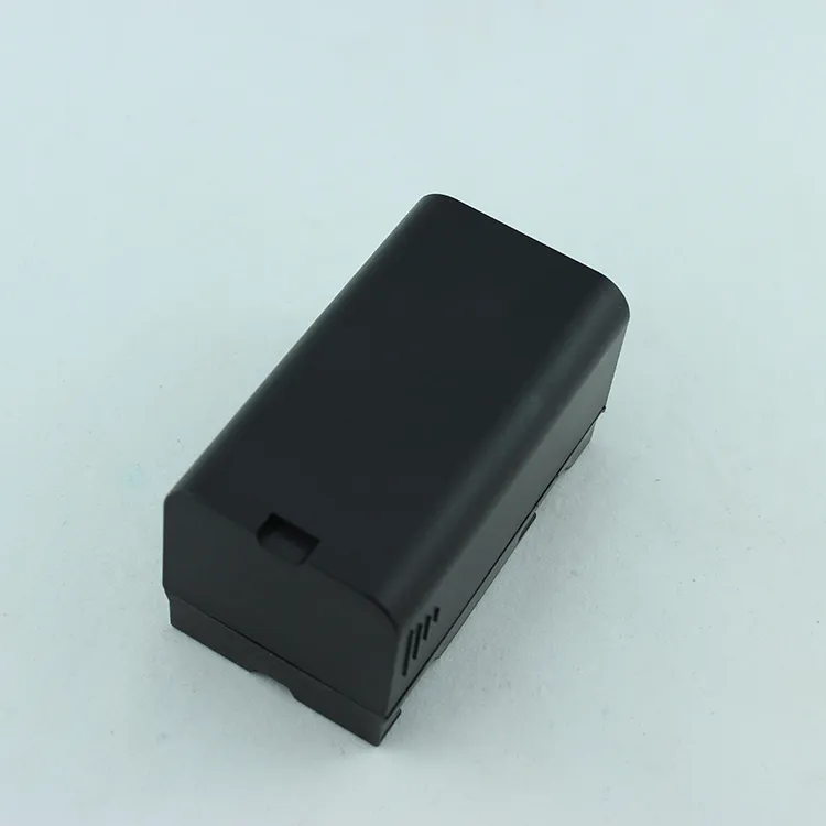 BDC70 Battery Detail 1