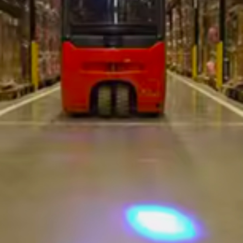 20W Red LED Spot Flood Beam Lamp for Industrial Facility Tow Tractor