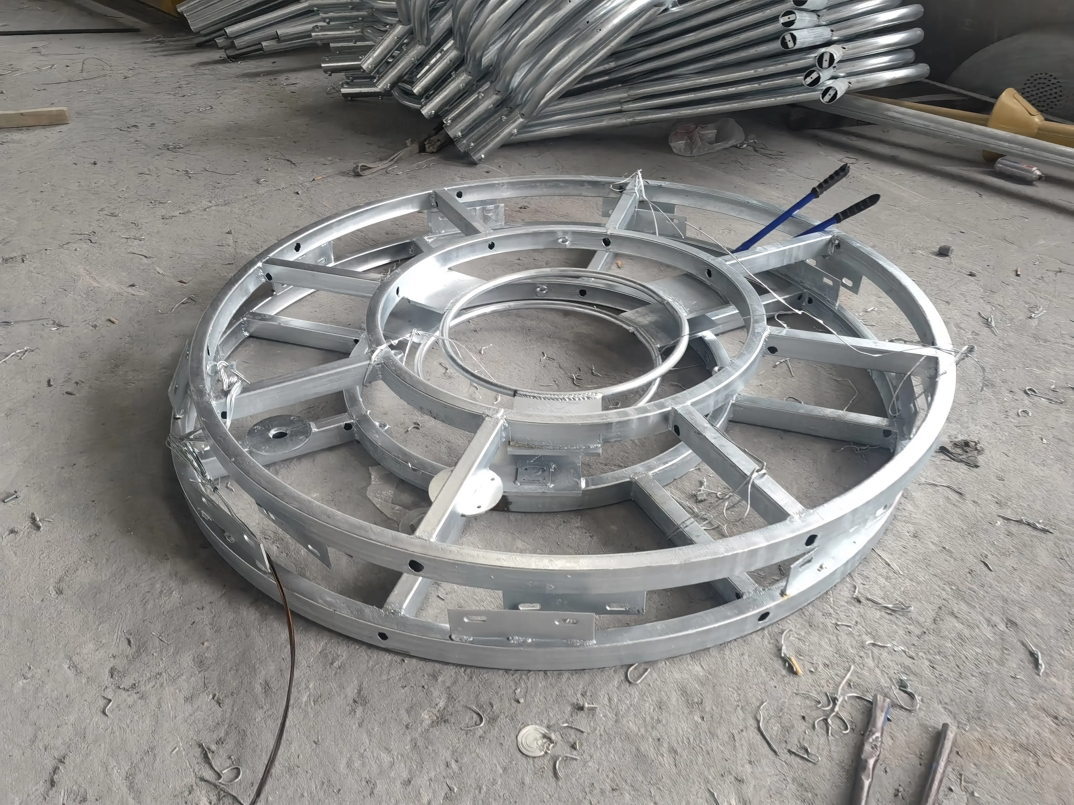 Eastar High Mast Lighting System with Efficient LED Flood Light
