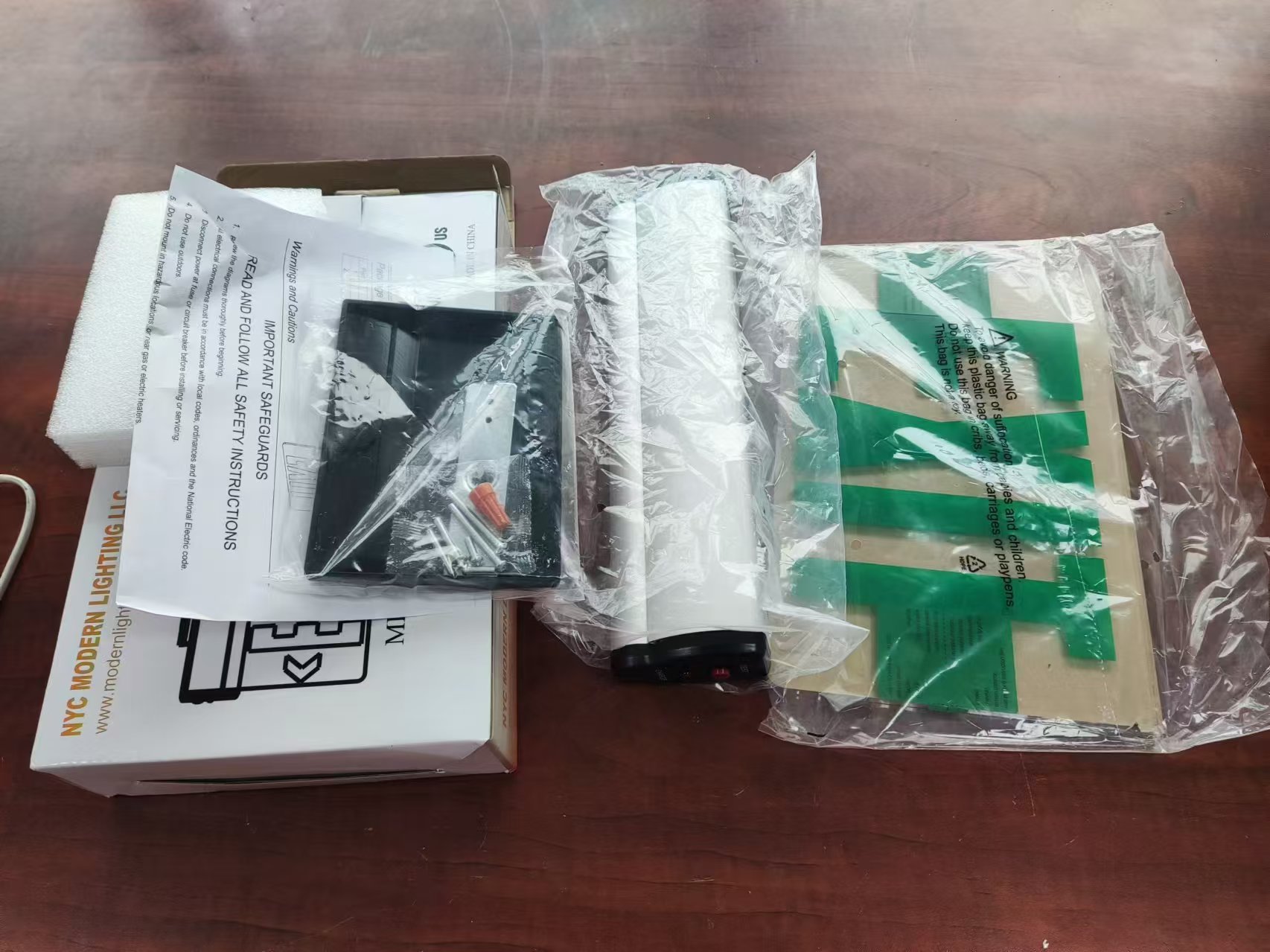 Aluminum Fire Emergency Exit Sign Light With LED Ni-Cd Battery IP20 White Light 2-Hour Backup Edge Lit Exit Sign