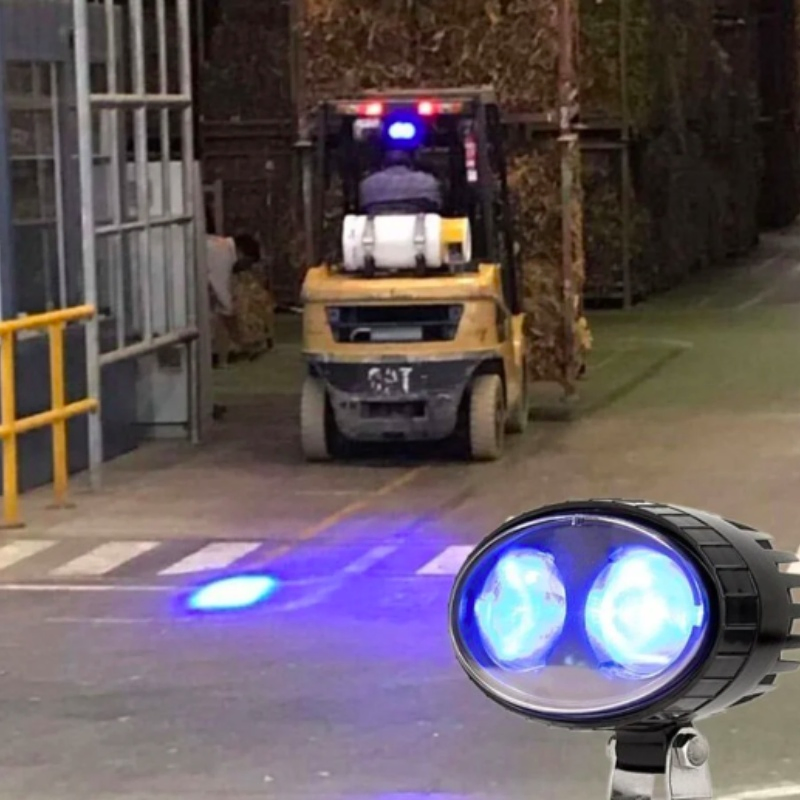 20W Red LED Spot Flood Beam Lamp for Industrial Facility Tow Tractor